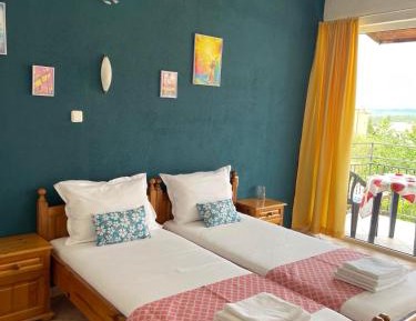 Large Twin Room