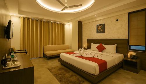 Standard King Room