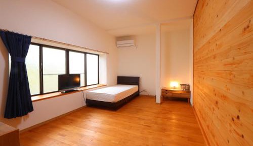 Economy Triple Room