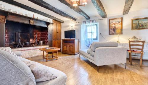 Two-Bedroom Holiday Home