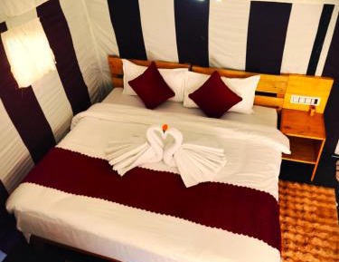 King Room with Mountain View