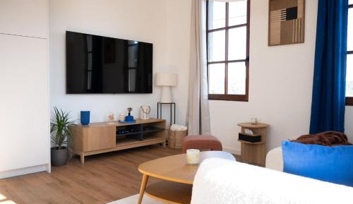 Two-Bedroom Apartment with Garden View