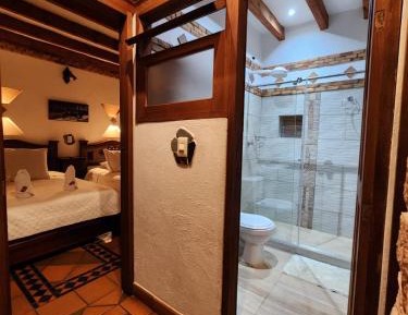 Quadruple Room with Private External Bathroom
