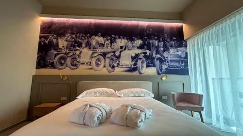 Deluxe Double or Twin Room with Pool View