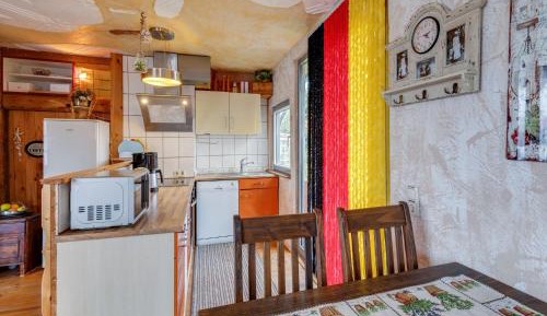 One-Bedroom Bungalow
