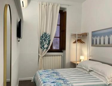 Deluxe Room (2 Adults + 1 Child)