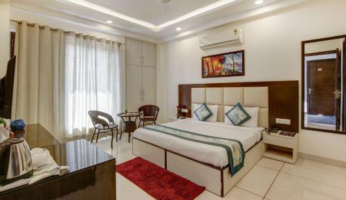 Deluxe Double Room with Balcony