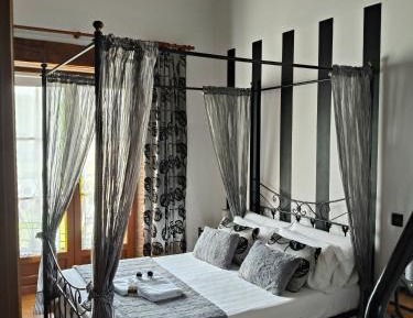 Superior Double Room with Spa Bath