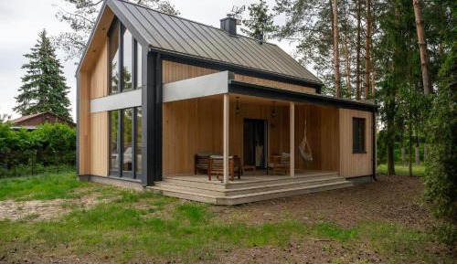 Three-Bedroom Townhouse