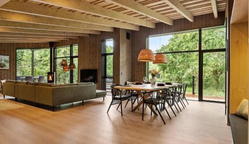 Four-Bedroom Holiday Home
