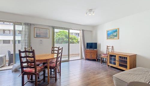 One-Bedroom Apartment with Terrace