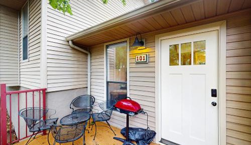 Two Bedroom Apartment 