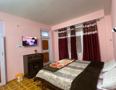 Family Room with Private Bathroom