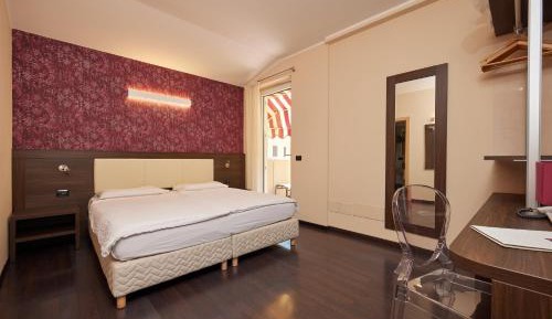 Double Room with Balcony Mountain Side