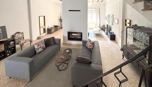 Three-Bedroom Holiday Home 