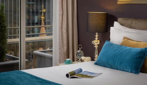 Heritage Balcony Suite