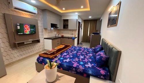 Apartment with City View