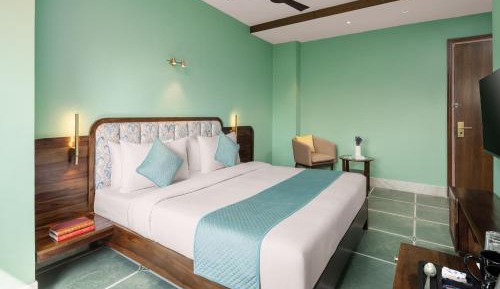 Designer Premium Room