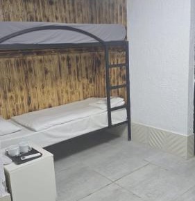 Mixed Dormitory Room