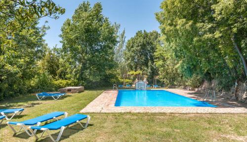 Three-Bedroom Superior Apartment