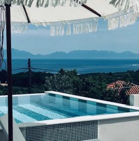 Suite with Private Pool