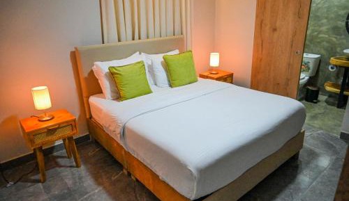 Double Room with Private Bathroom