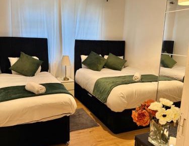 Triple Room with Garden View
