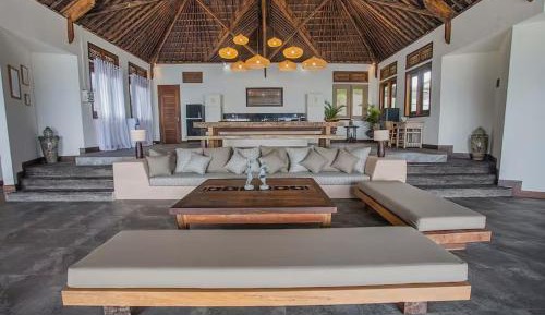 Villa with Sea View