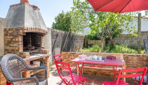 Superior One-Bedroom Apartment