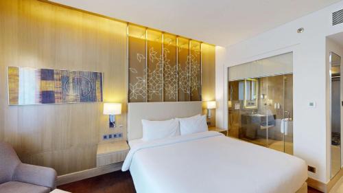 Deluxe Room with 15% Discount on Food & Beverages, 1+1 IMFL Happy Hours, 15% Discount on Spa, Early Check-in by 11 AM & Late check-out by 3 PM (Subject to availability) & 2 Pieces Laundry (Washing & Ironing)