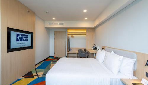 Queen Suite
