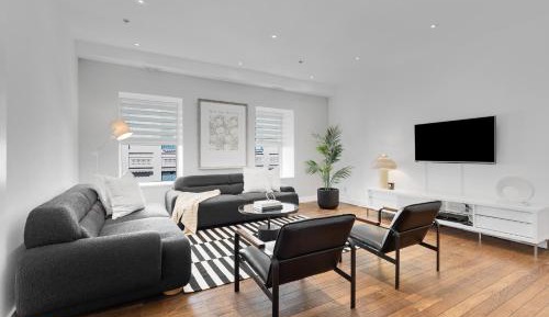 Signature Two-Bedroom Apartment (Parking Included)