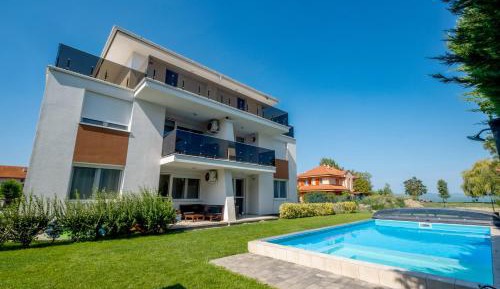 Two-Bedroom Apartment with Balcony