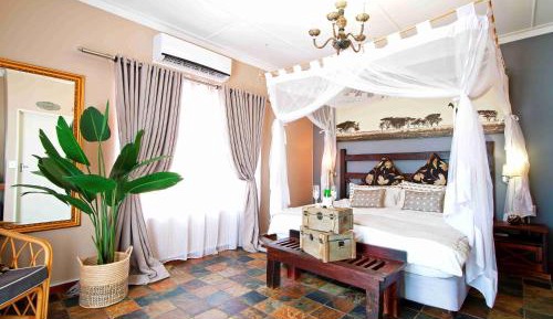 Double Room with Pool View