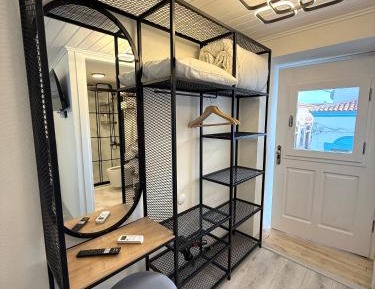 Deluxe Double Room (2 Adults + 1 Child)