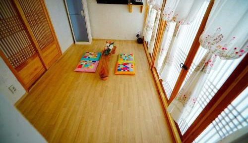 Family Room 2
