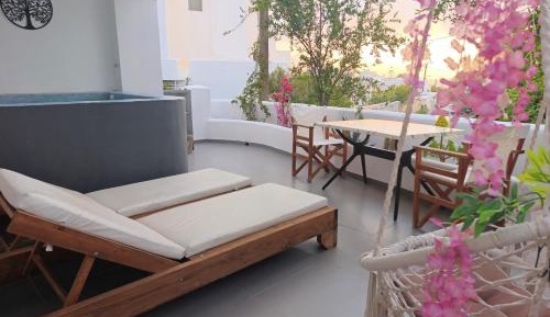 Queen Suite with Spa Bath