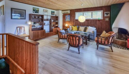 Two-Bedroom Holiday Home