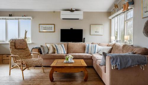 Three-Bedroom Holiday Home 