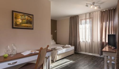 Standard Suite