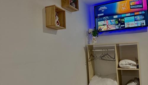 Studio with Garden View