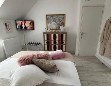 Double Room with Shared Bathroom