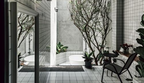 Deluxe Double Room with Bath