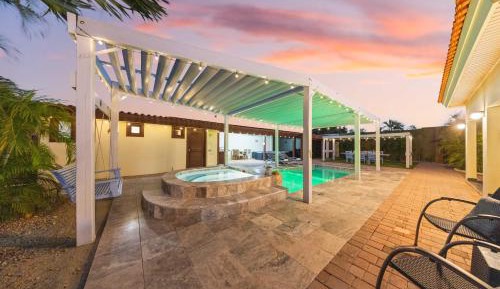 Deluxe Villa