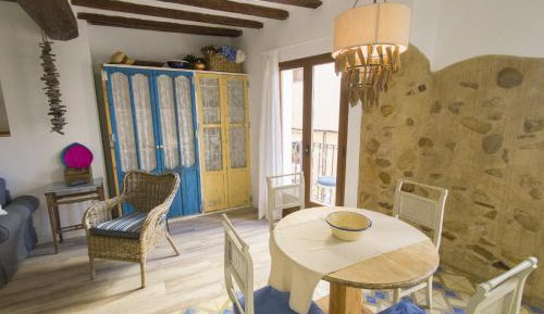 One-Bedroom Apartment - Sea Side
