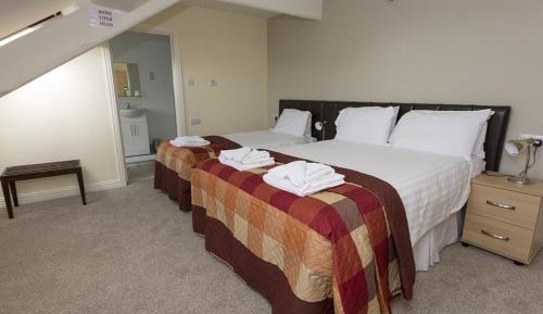 Triple Room