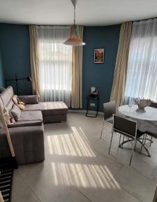 King Studio with Sofa Bed