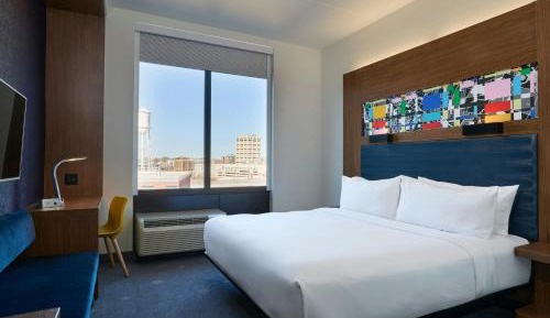 Aloft Room, Guest room, 1 King