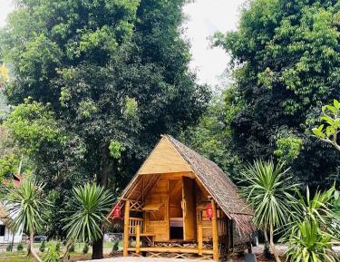 Standard Double Room with Shared Bathroom