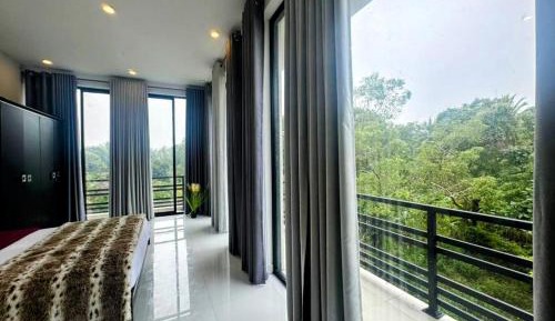 Deluxe Villa